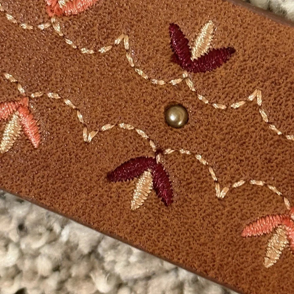 Women's Belt Boho Embroidered Large NWOT‎